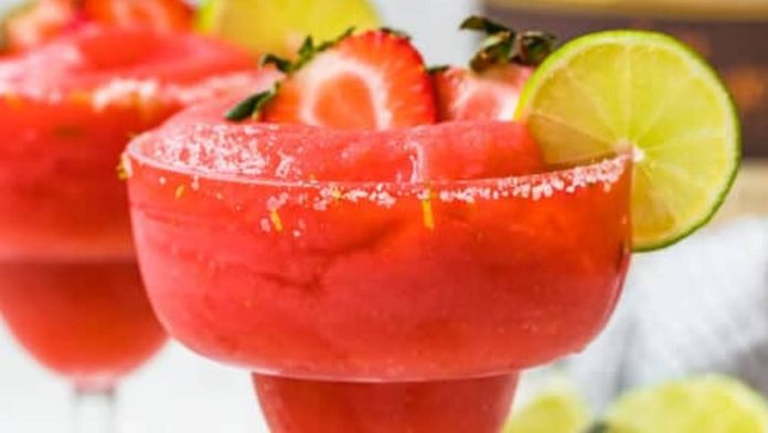 Margarita de Fresa (Strawberry Margarita)
